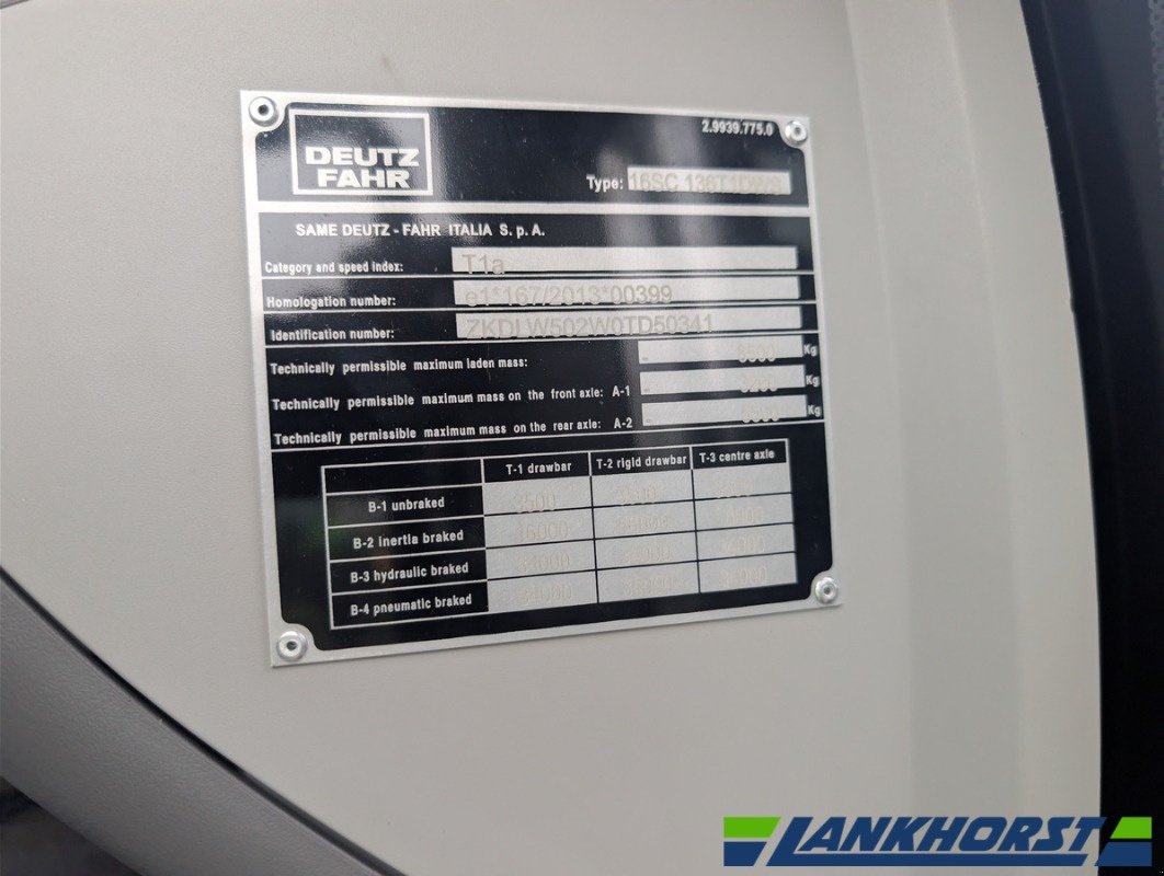 Traktor of the type Deutz-Fahr 6135 C TTV, Neumaschine in Neuenhaus (Picture 26)