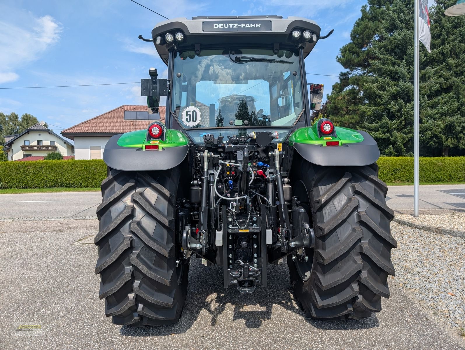 Traktor типа Deutz-Fahr 6135 C TTV, Neumaschine в Senftenbach (Фотография 5)