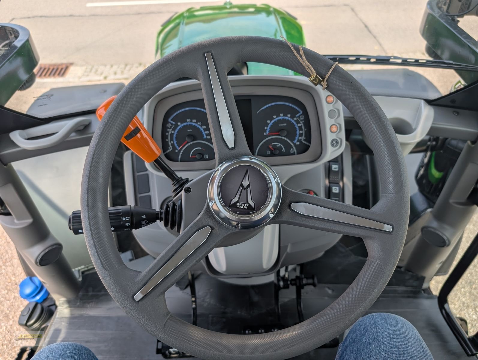 Traktor типа Deutz-Fahr 6135 C TTV, Neumaschine в Senftenbach (Фотография 10)