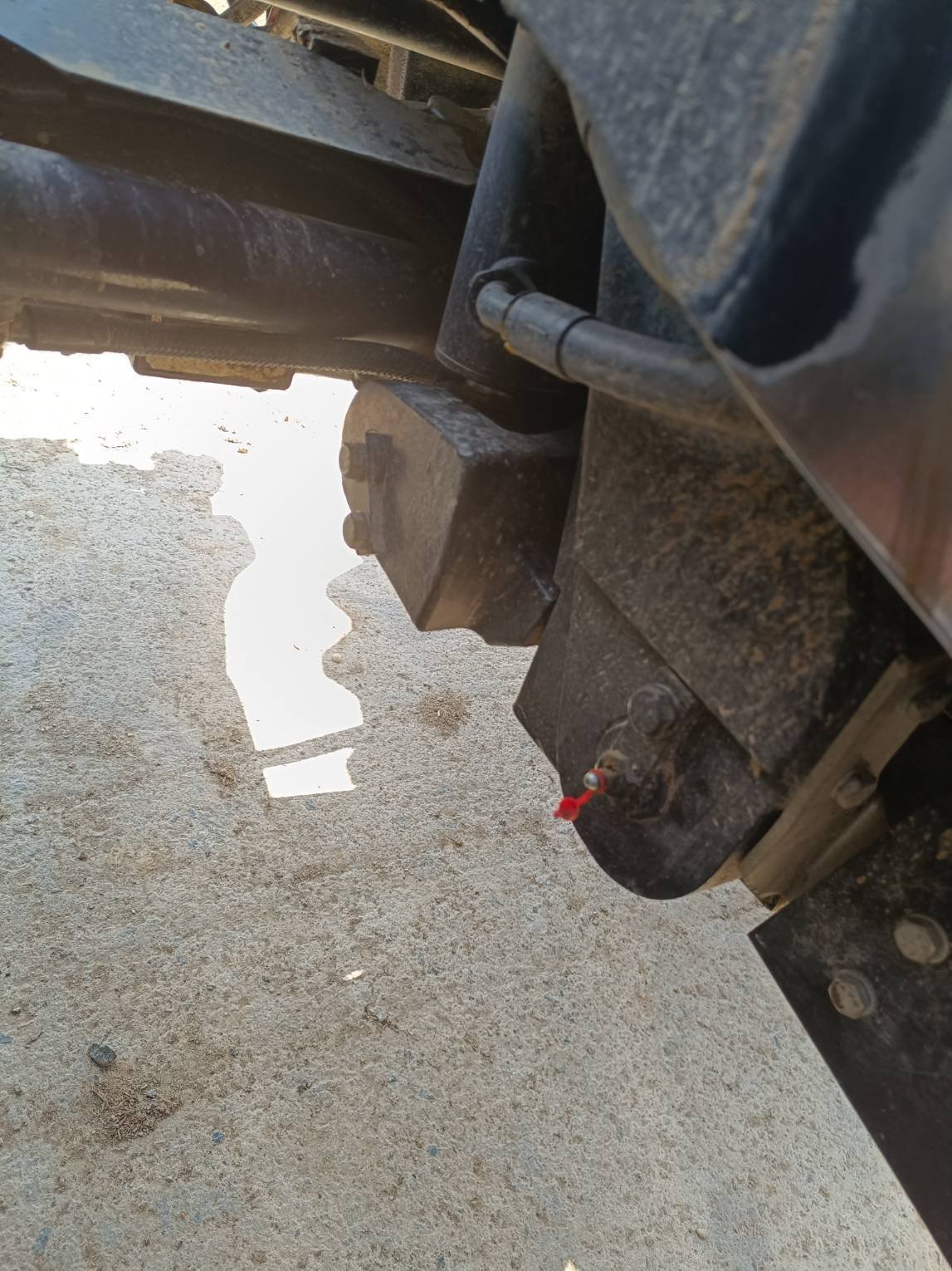 Traktor typu Deutz-Fahr 6.135 c, Gebrauchtmaschine v Le Horps (Obrázek 8)