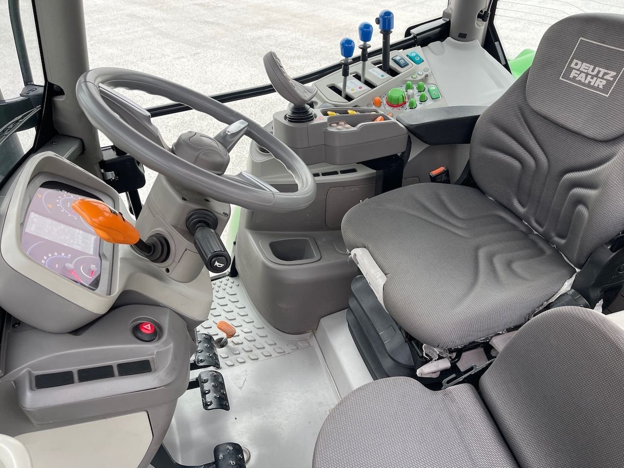 Traktor a típus Deutz-Fahr 6135C TTV, Neumaschine ekkor: Holten (Kép 5)