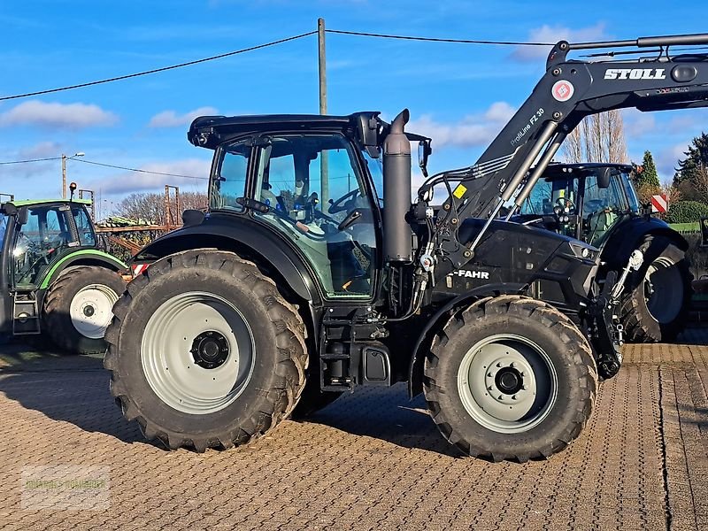 Traktor от тип Deutz-Fahr 6140 TTV Black-Edition  oirginal 433 Stunden !!!, Gebrauchtmaschine в Leichlingen (Снимка 1)