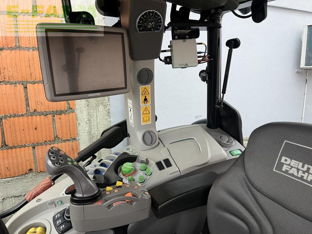 Traktor tip Deutz-Fahr 6140 TTV, Gebrauchtmaschine in Hamburg (Poză 15)