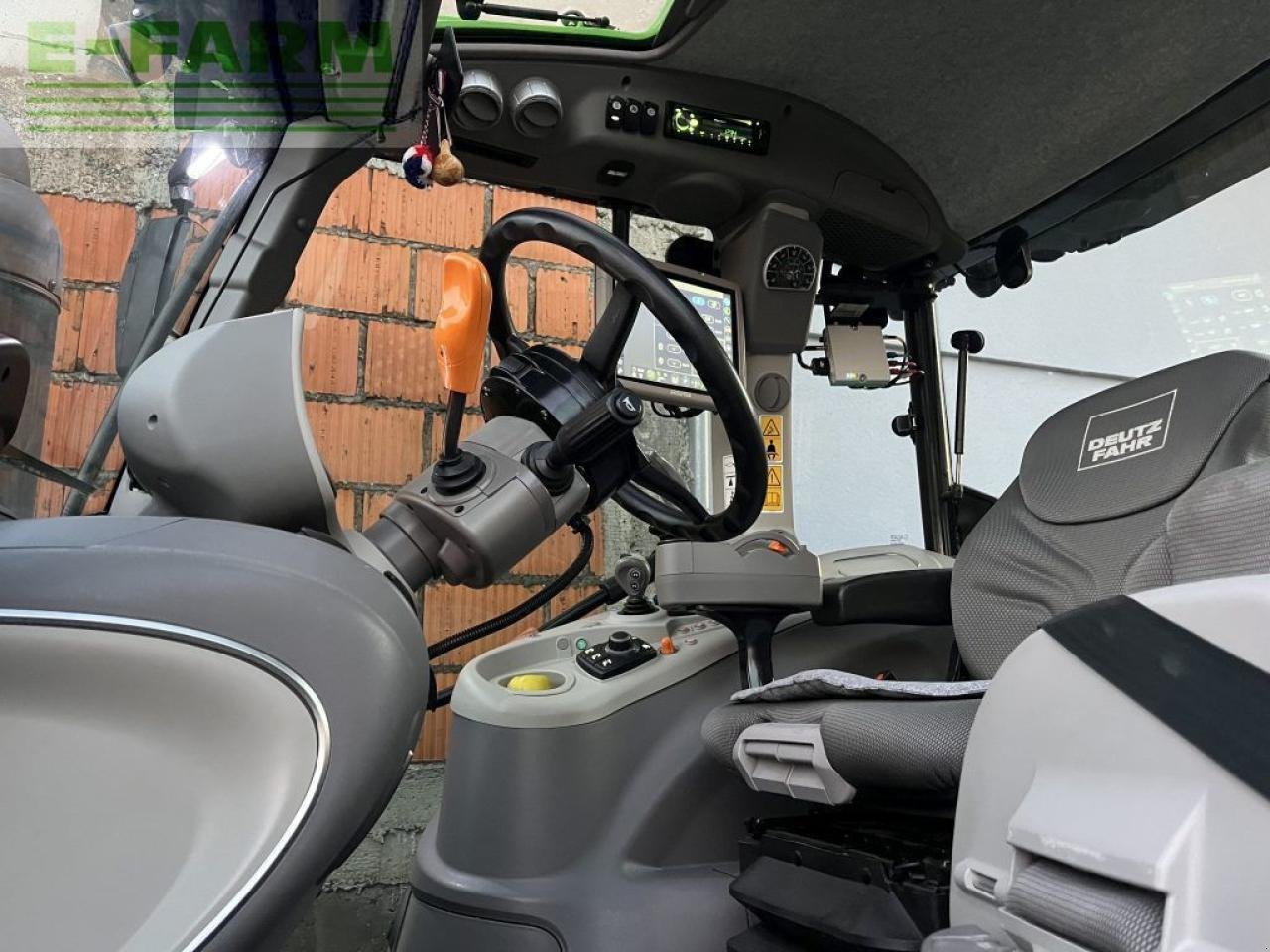 Traktor tip Deutz-Fahr 6140 TTV, Gebrauchtmaschine in Hamburg (Poză 18)