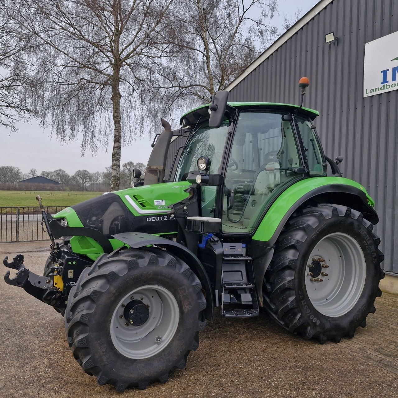 Traktor типа Deutz-Fahr 6140 TTV, Gebrauchtmaschine в Daarle (Фотография 2)