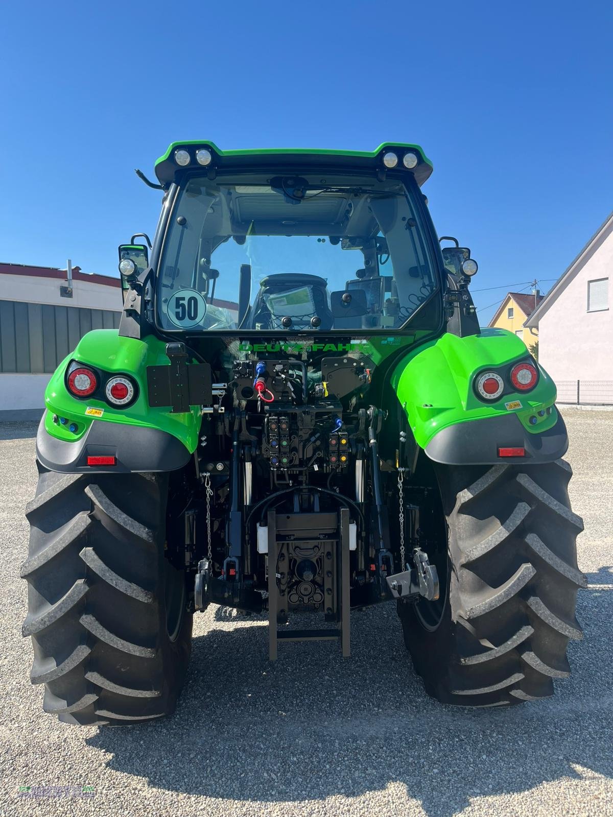 Traktor типа Deutz-Fahr 6140.4 TTV "Vorführschlepper Dezemberaktion 15.000,00 Euro sparen", Neumaschine в Buchdorf (Фотография 7)