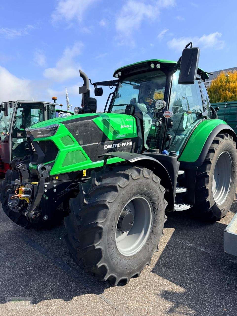 Traktor typu Deutz-Fahr 6140.4 TTV, Neumaschine v Uhingen (Obrázek 1)