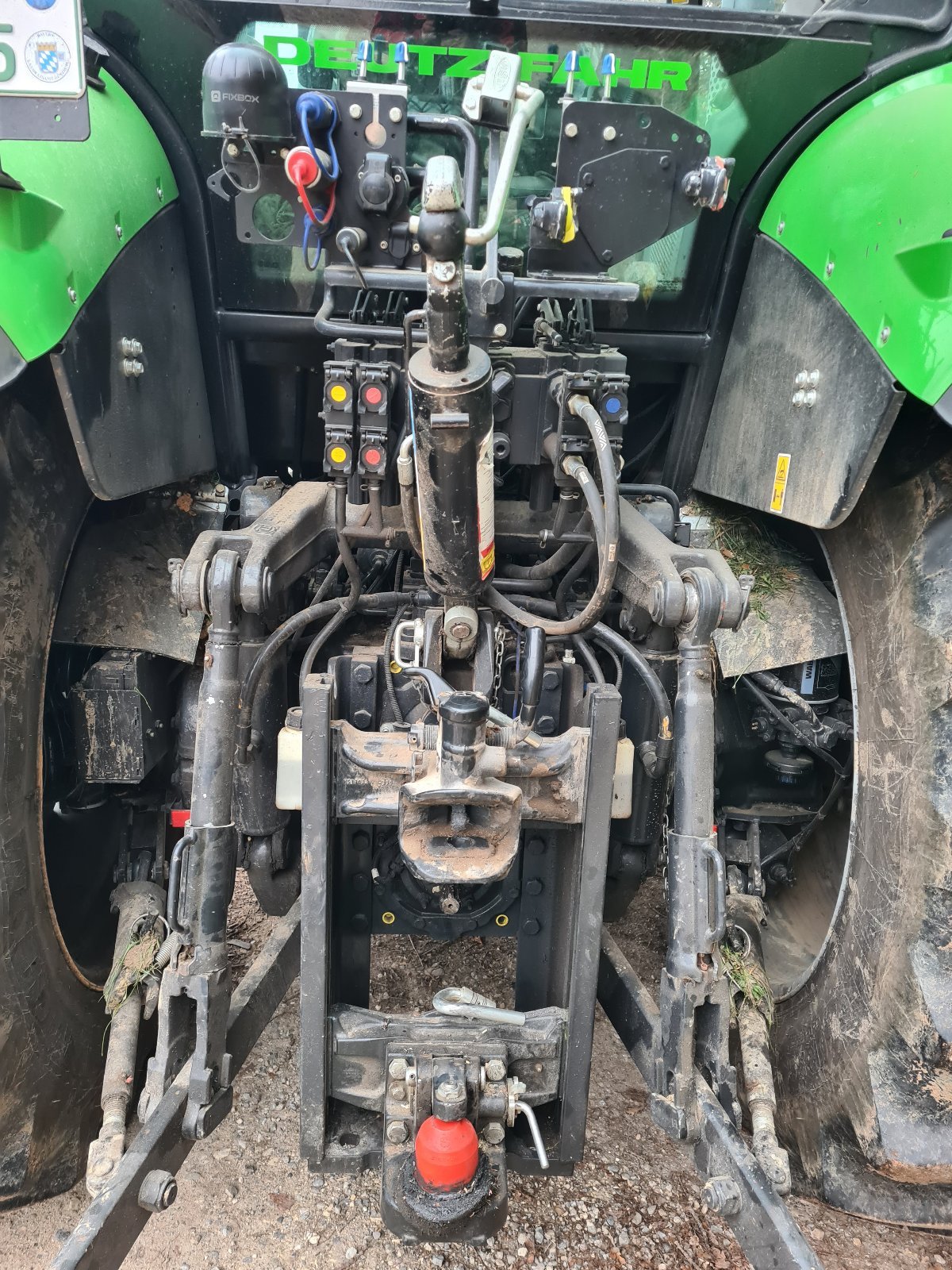 Traktor van het type Deutz-Fahr 6145.4, Gebrauchtmaschine in Dürrlauingen  (Foto 7)