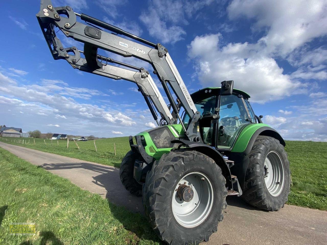 Traktor от тип Deutz-Fahr 6150.4 Agrotron TTV, Gebrauchtmaschine в Marsberg-Giershagen (Снимка 3)