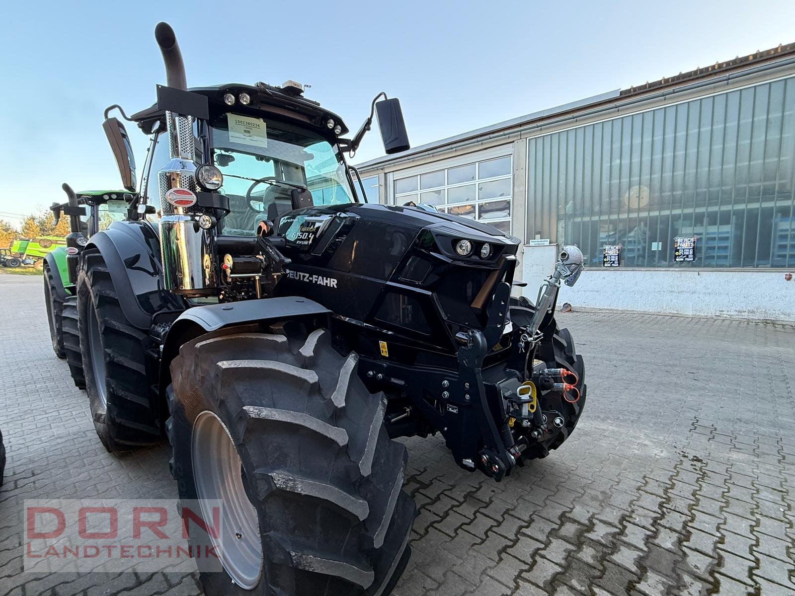 Traktor des Typs Deutz-Fahr 6150.4 RV, Neumaschine in Bruckberg (Bild 1)