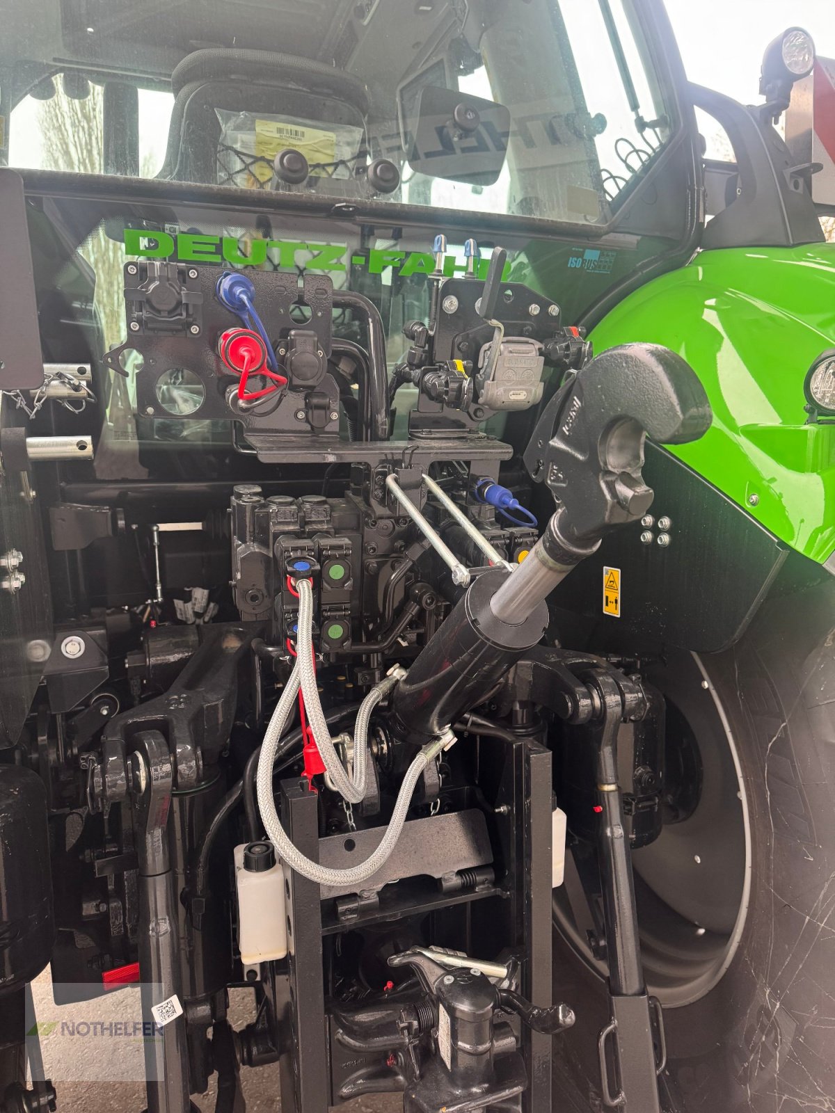 Traktor van het type Deutz-Fahr 6150.4 RVShift *Marketingmaschine*, Neumaschine in Pforzen (Foto 8)