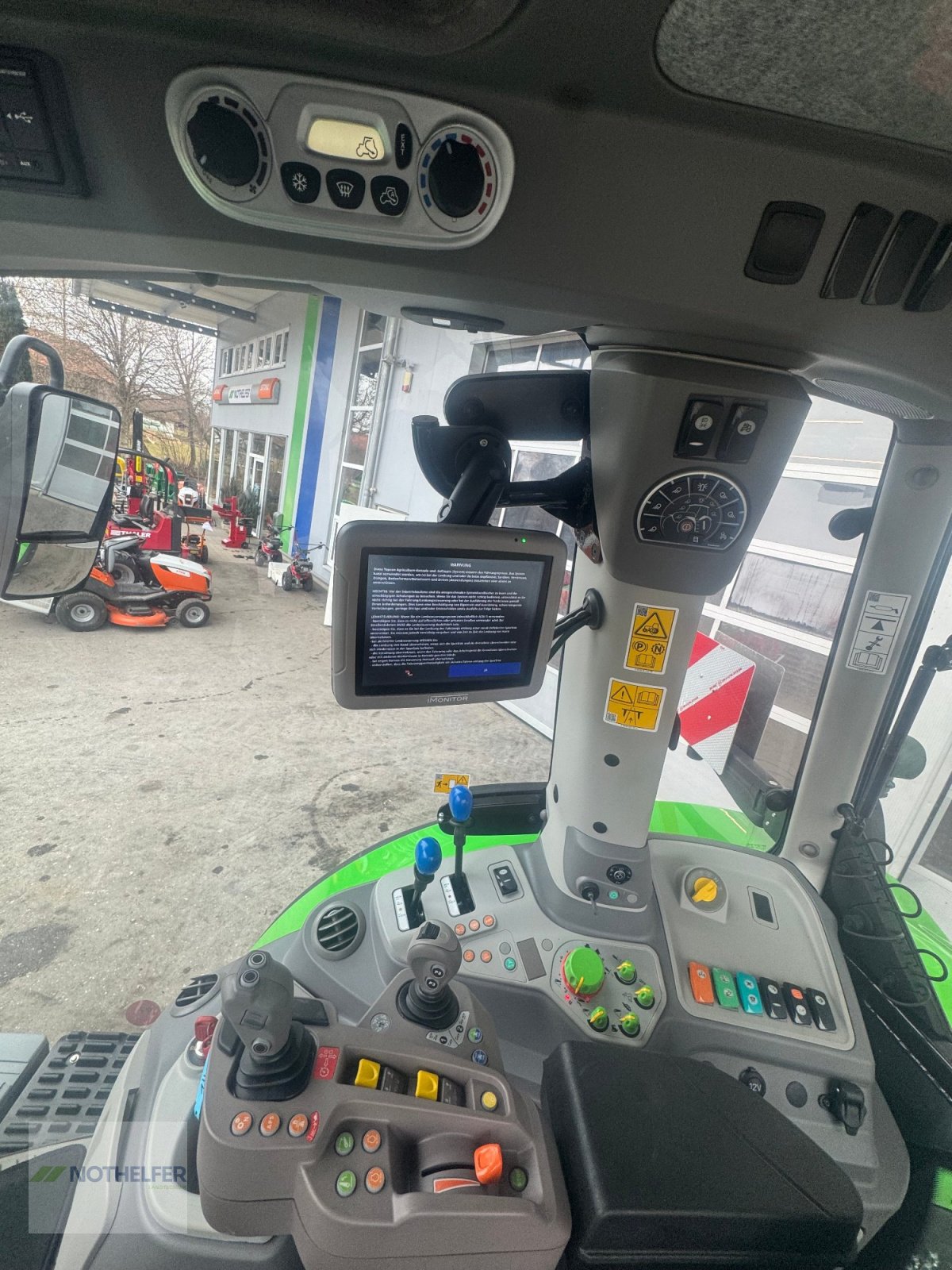Traktor van het type Deutz-Fahr 6150.4 RVShift *Marketingmaschine*, Neumaschine in Pforzen (Foto 13)