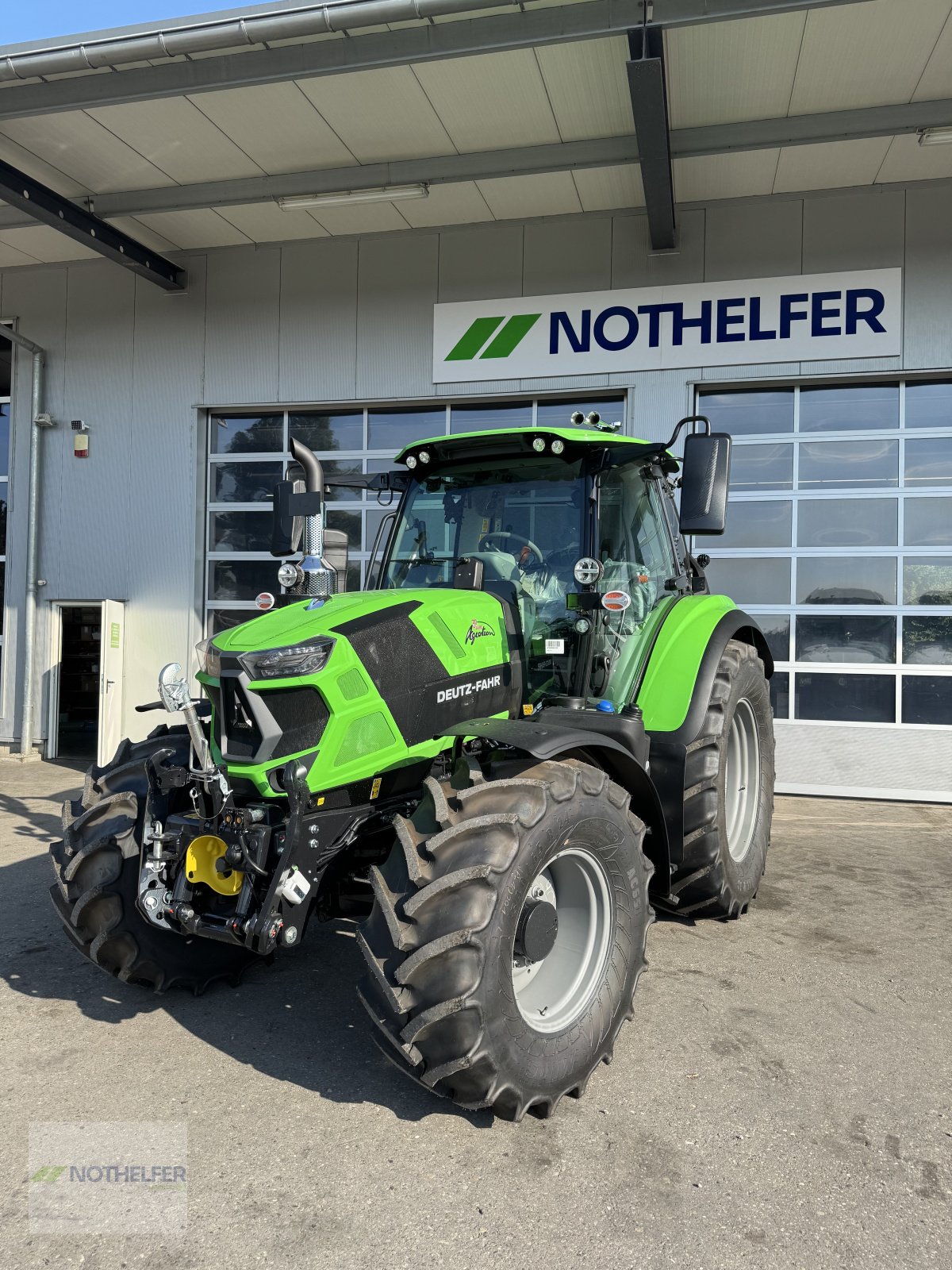 Traktor του τύπου Deutz-Fahr 6150.4 TTV Sondermodell 30 Jahre Agrotron, Neumaschine σε Pforzen (Φωτογραφία 7)