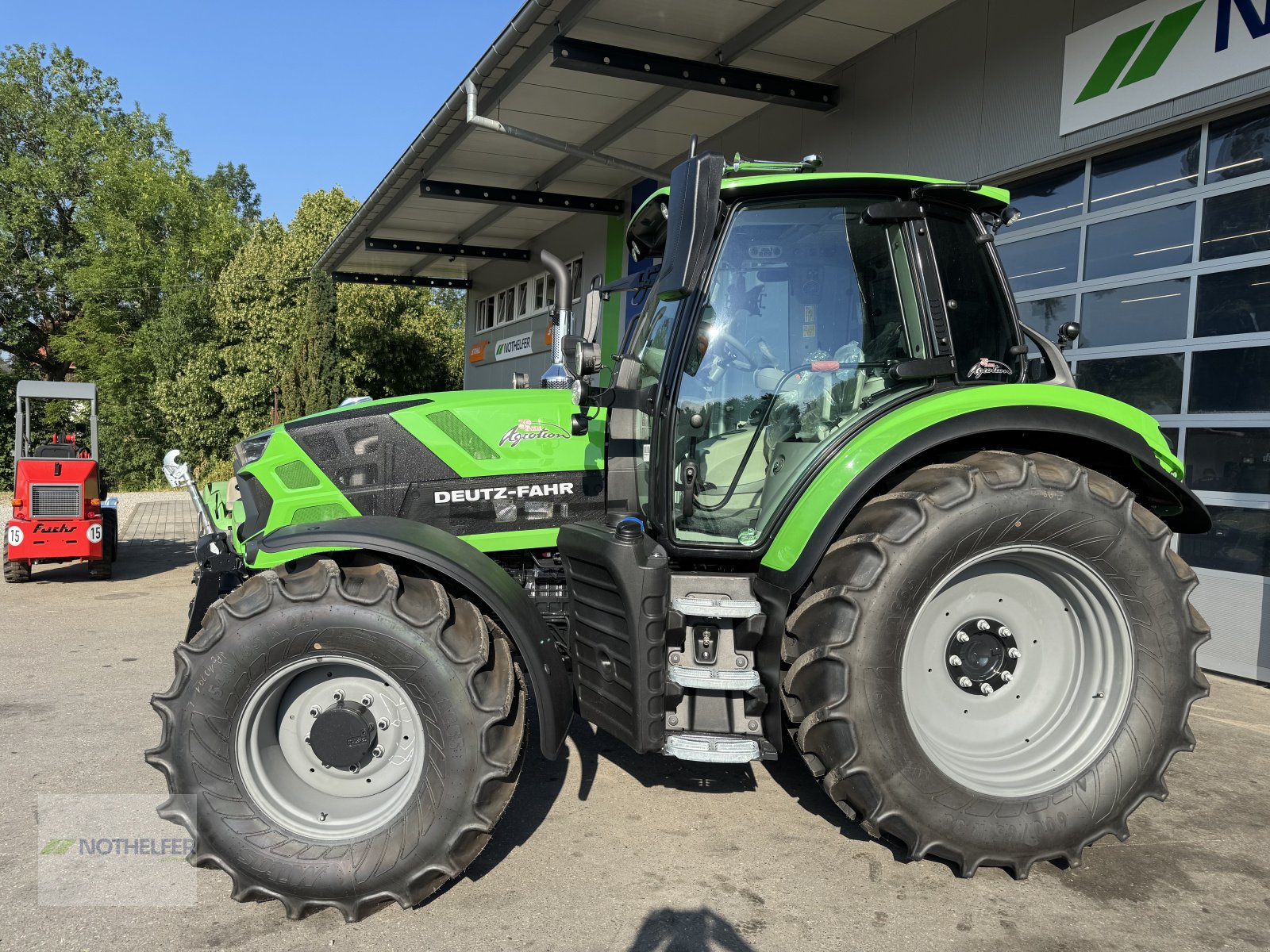 Traktor του τύπου Deutz-Fahr 6150.4 TTV Sondermodell 30 Jahre Agrotron, Neumaschine σε Pforzen (Φωτογραφία 8)