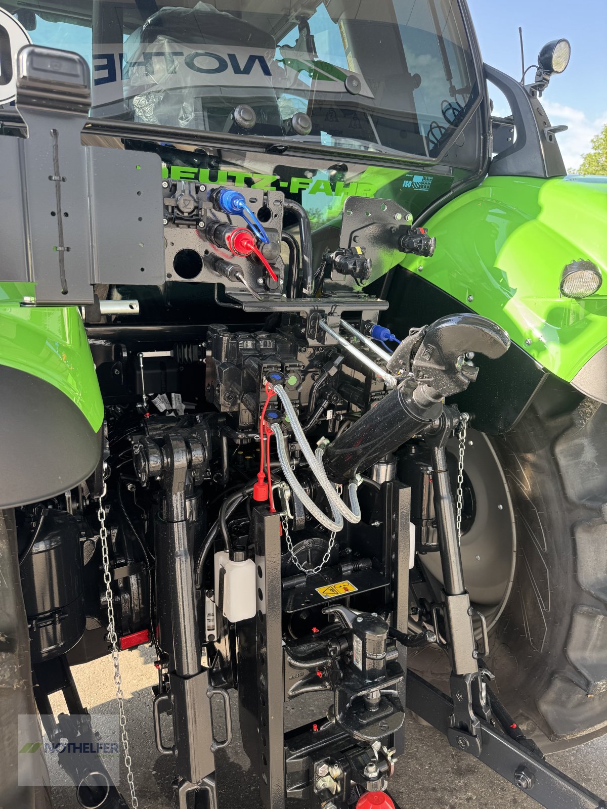 Traktor του τύπου Deutz-Fahr 6150.4 TTV Sondermodell 30 Jahre Agrotron, Neumaschine σε Pforzen (Φωτογραφία 14)