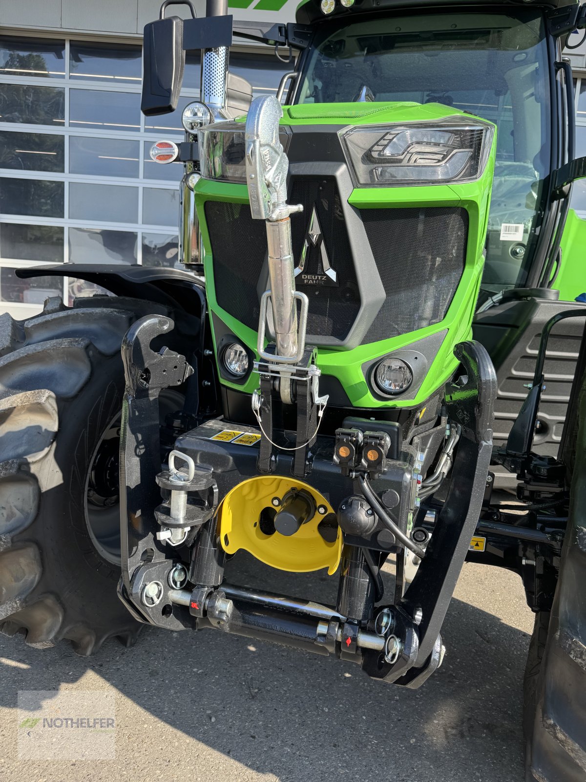 Traktor του τύπου Deutz-Fahr 6150.4 TTV Sondermodell 30 Jahre Agrotron, Neumaschine σε Pforzen (Φωτογραφία 16)