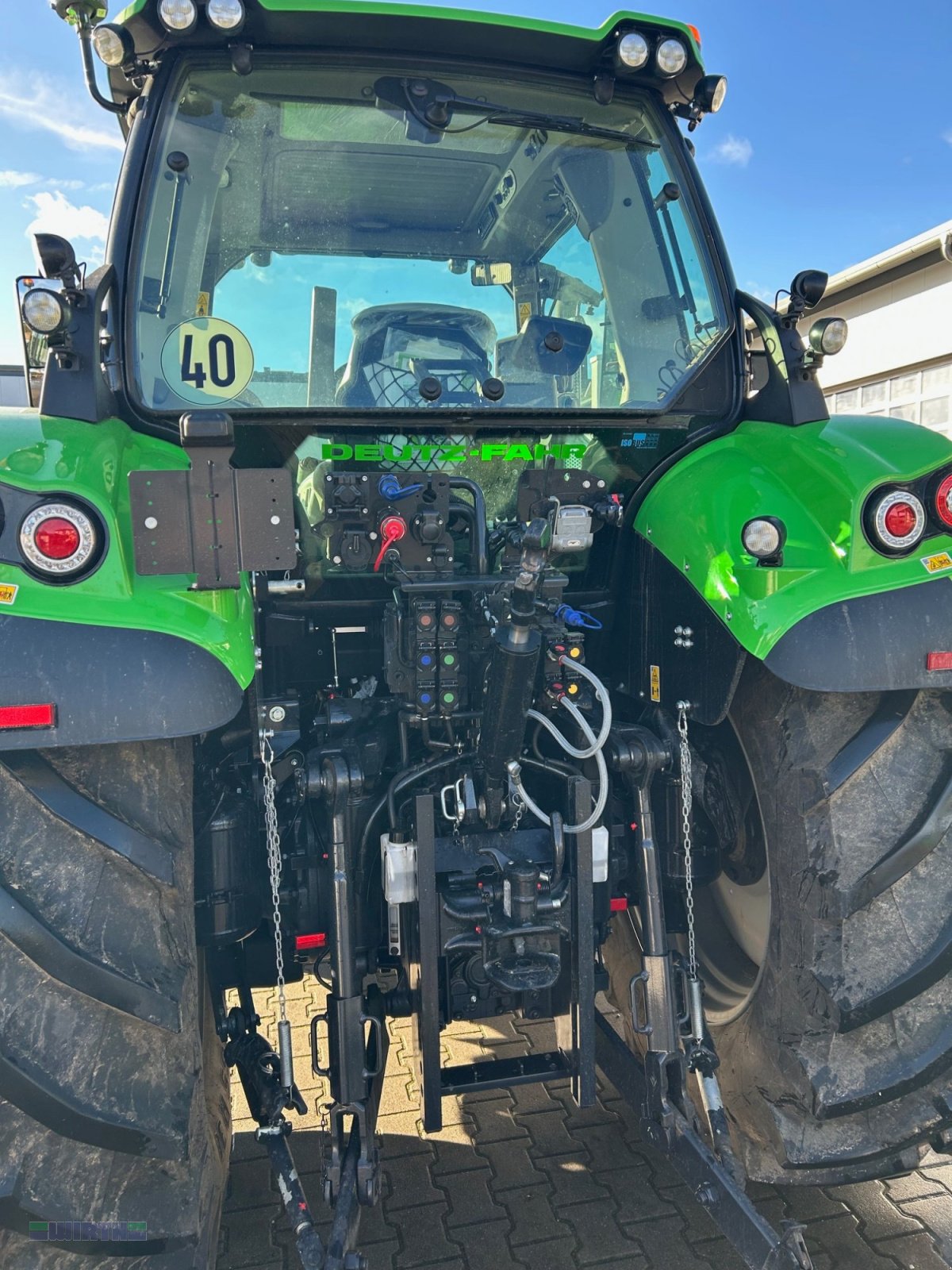 Traktor типа Deutz-Fahr 6150.4 TTV, stufenlos. jung gebraucht, mit Garantie, Preisgünstig, Gebrauchtmaschine в Buchdorf (Фотография 4)