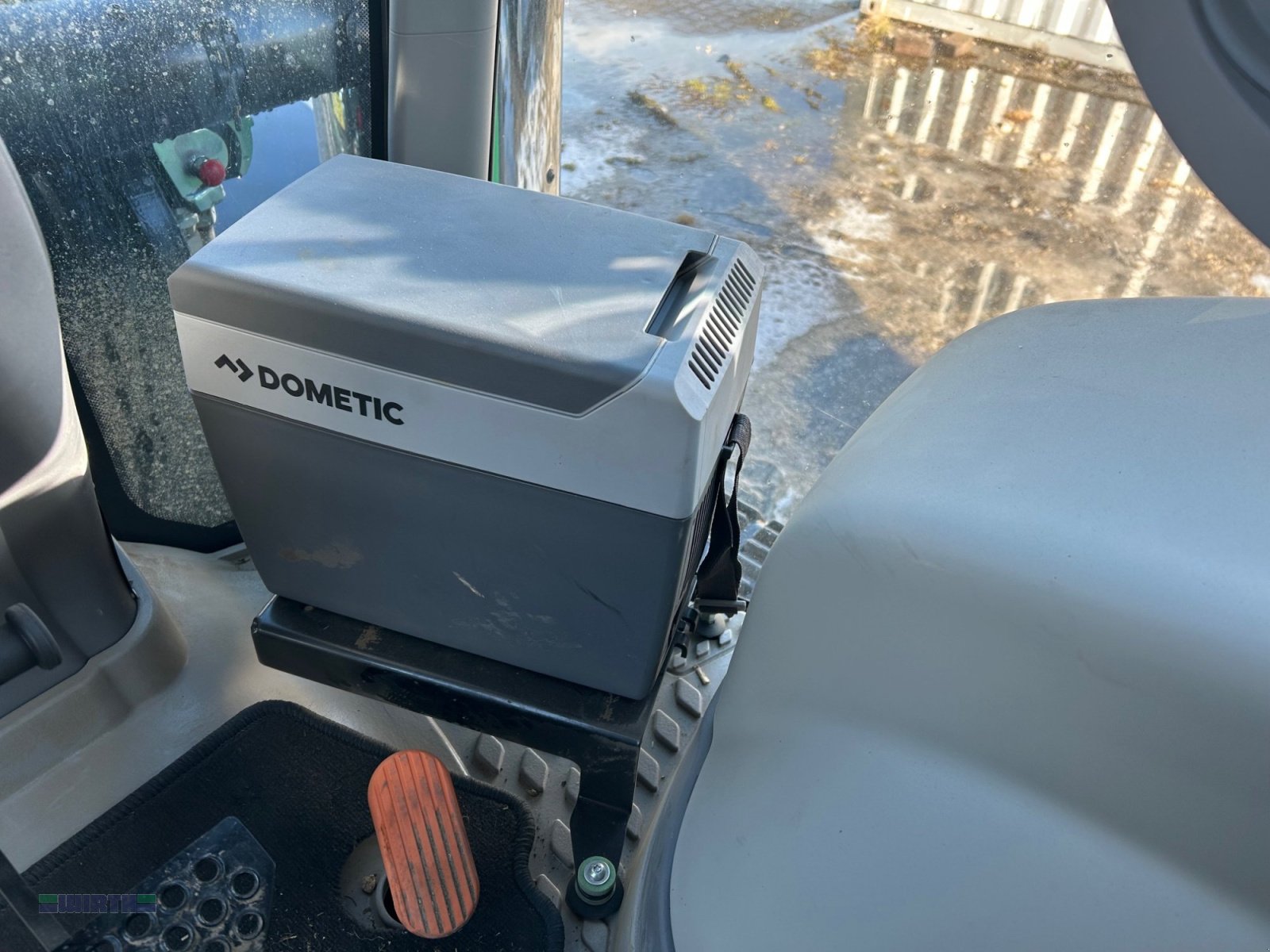 Traktor типа Deutz-Fahr 6150.4 TTV, stufenlos. jung gebraucht, mit Garantie, Preisgünstig, Gebrauchtmaschine в Buchdorf (Фотография 12)