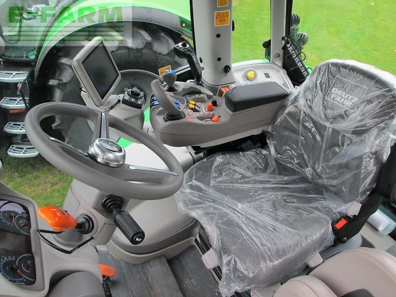 Traktor des Typs Deutz-Fahr 6150.4 ttv TTV, Gebrauchtmaschine in VELBERT (Bild 9)