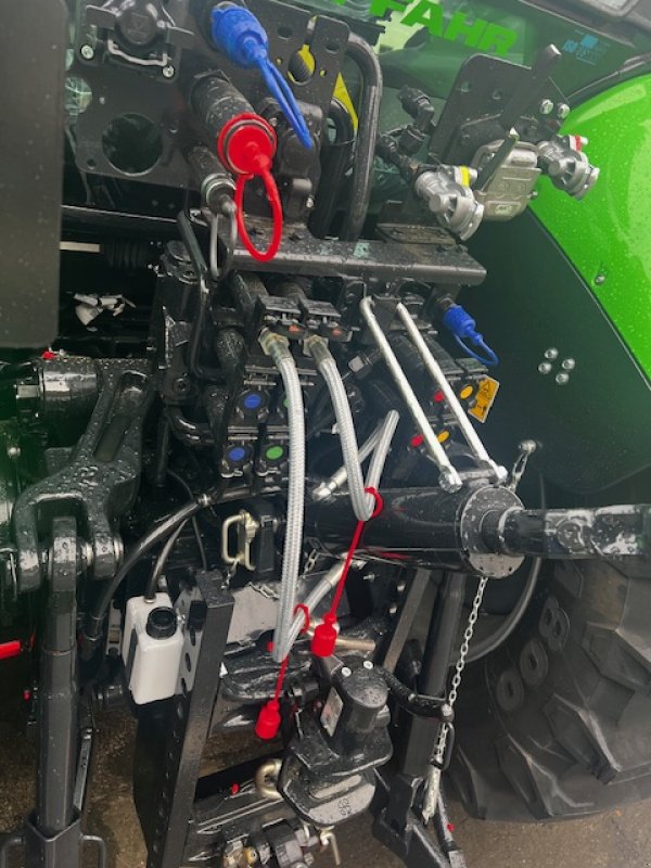 Traktor des Typs Deutz-Fahr 6150.4 TTV ***Vorführmaschine*** 0% Finanzierung, Neumaschine in Offenhausen (Bild 6)