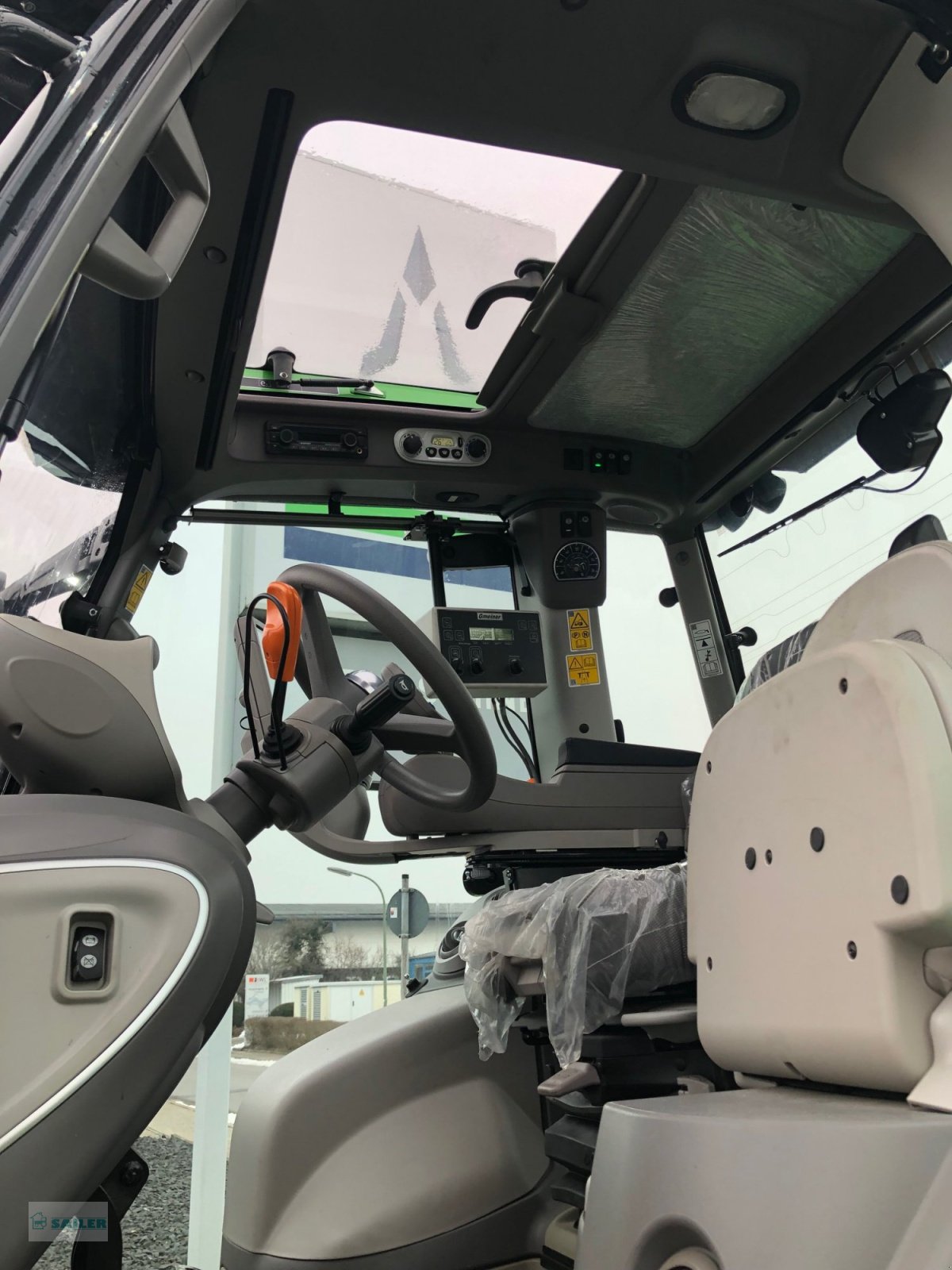 Traktor van het type Deutz-Fahr 6150.4 TTV, Gebrauchtmaschine in Landsberg (Foto 7)