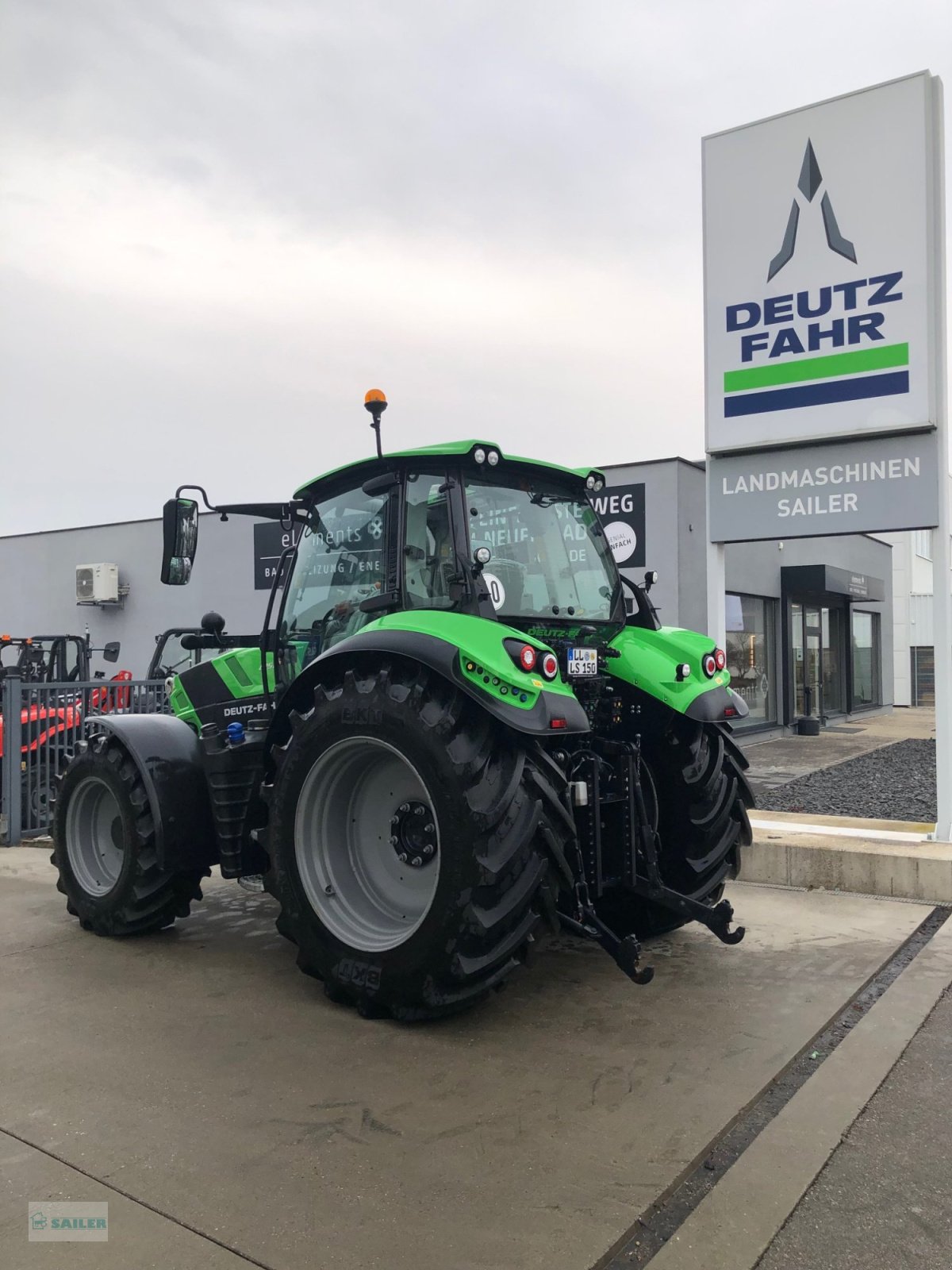 Traktor van het type Deutz-Fahr 6150.4 TTV, Gebrauchtmaschine in Landsberg (Foto 12)