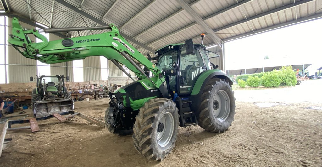 Traktor типа Deutz-Fahr 6150.4 TTV, Gebrauchtmaschine в GUERET (Фотография 1)
