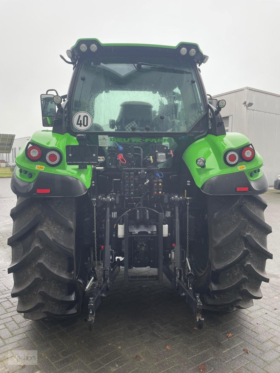 Traktor of the type Deutz-Fahr 6150.4 TTV, Neumaschine in Eslohe–Bremke (Picture 4)