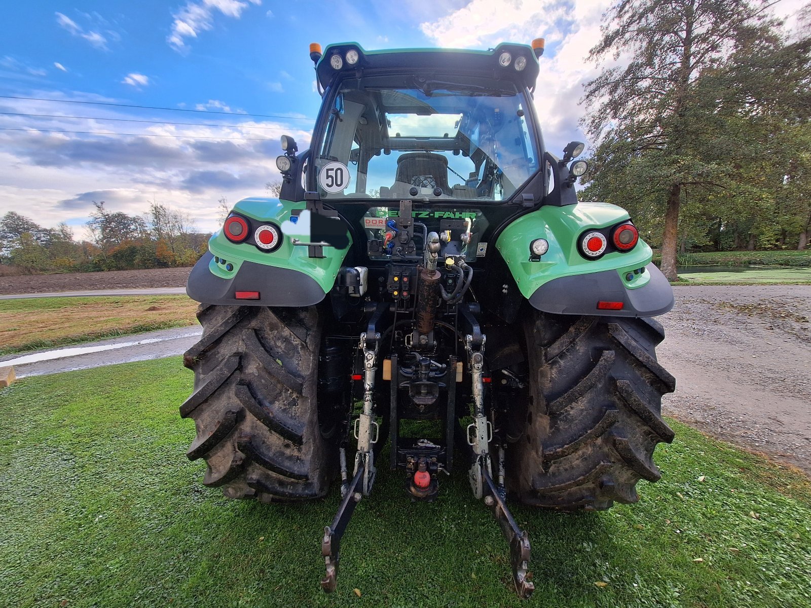 Traktor van het type Deutz-Fahr 6150.4 TTV, Gebrauchtmaschine in Parkstetten (Foto 2)