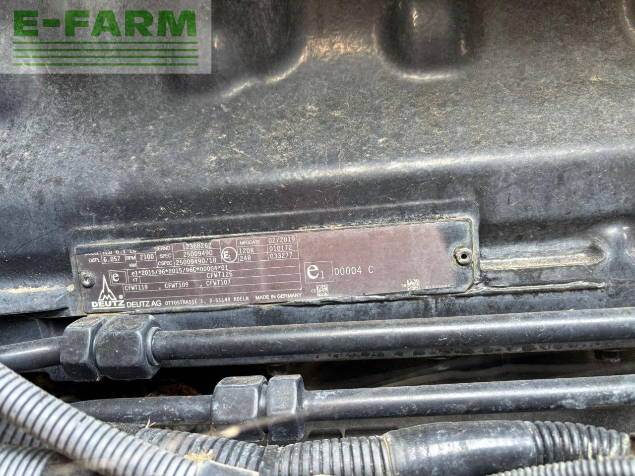 Traktor van het type Deutz-Fahr 6155 Agrotron, Gebrauchtmaschine in Hamburg (Foto 8)