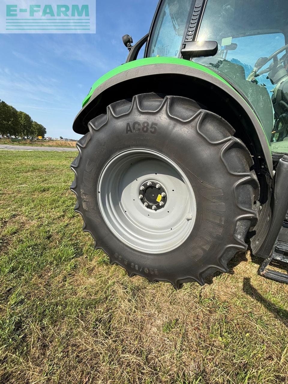 Traktor van het type Deutz-Fahr 6155 Agrotron, Gebrauchtmaschine in Hamburg (Foto 12)