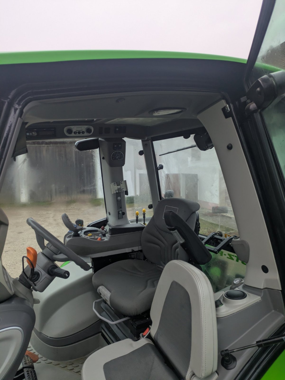 Traktor des Typs Deutz-Fahr 6155 RC Shift, Gebrauchtmaschine in Scheyern (Bild 10)