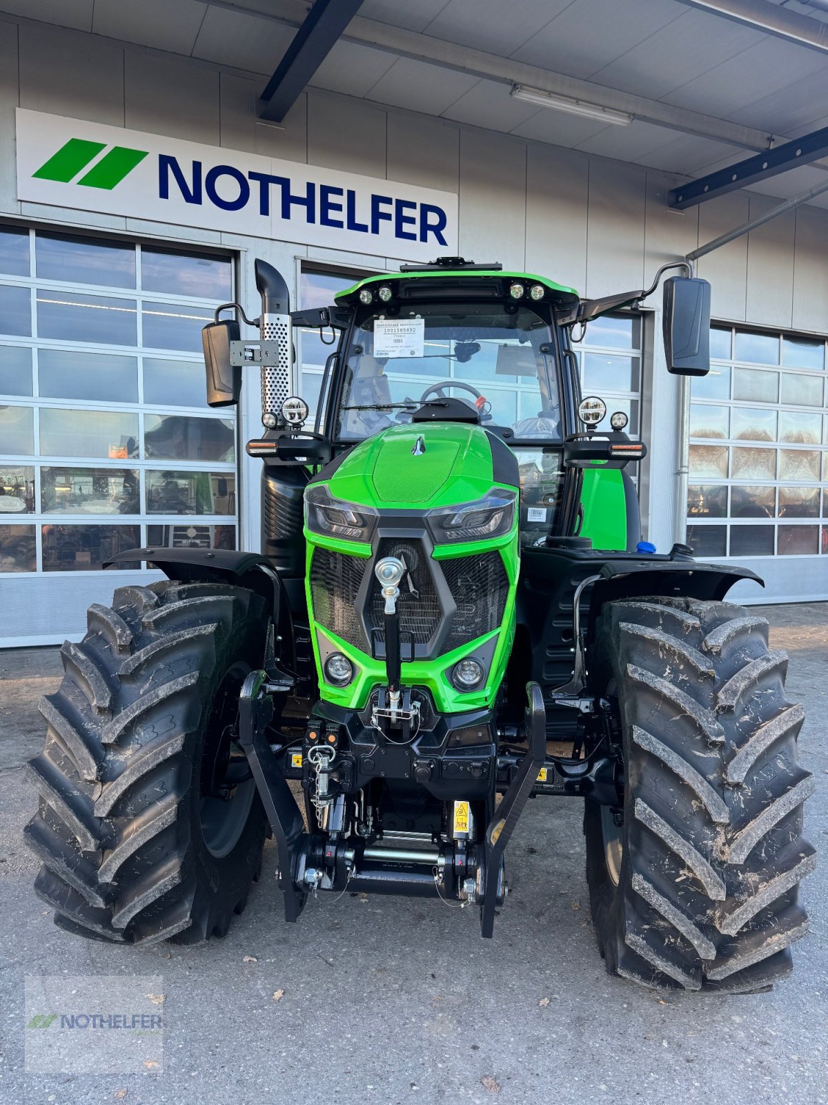 Traktor of the type Deutz-Fahr 6160 Agrotron TTV Warrior, Neumaschine in Pforzen (Picture 2)