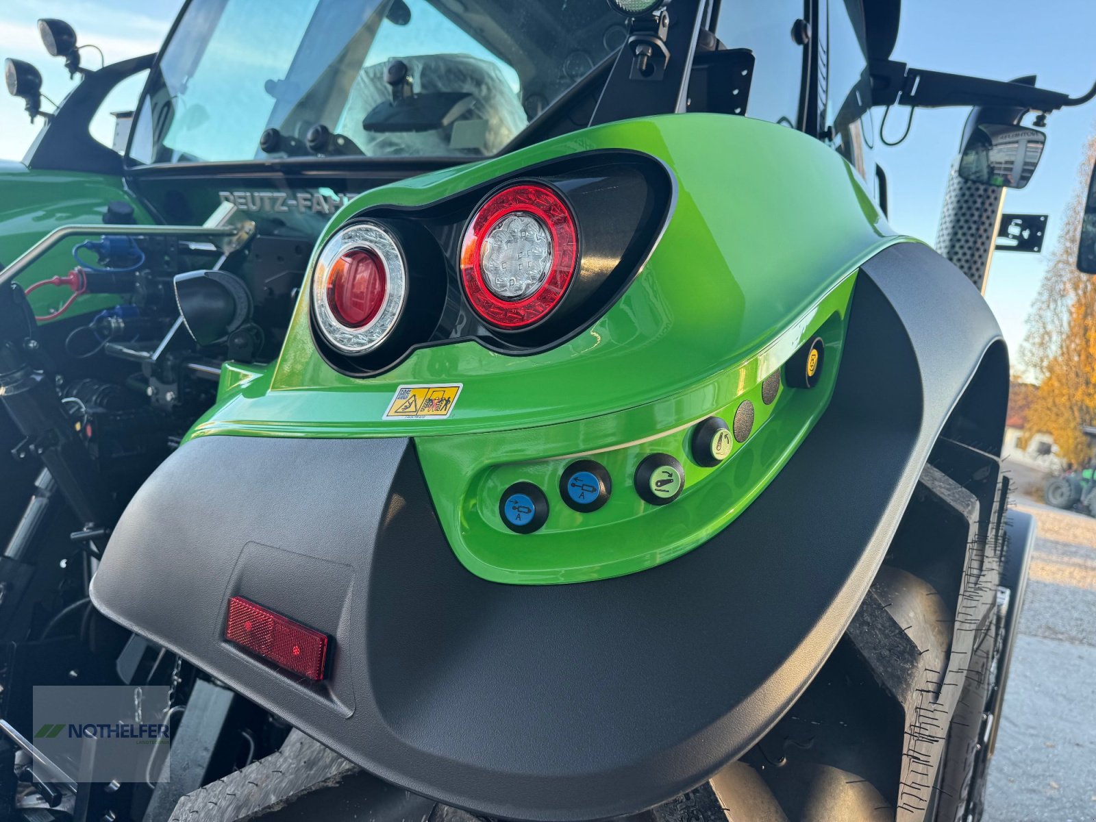 Traktor of the type Deutz-Fahr 6160 Agrotron TTV Warrior, Neumaschine in Pforzen (Picture 12)