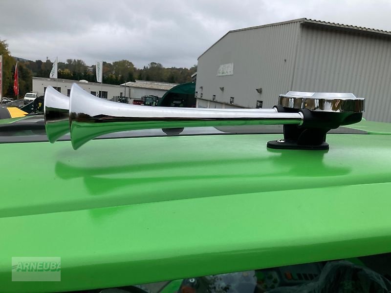 Traktor of the type Deutz-Fahr 6160 Power Shift 30 Jahre Agrotron, Neumaschine in Schlettau (Picture 8)