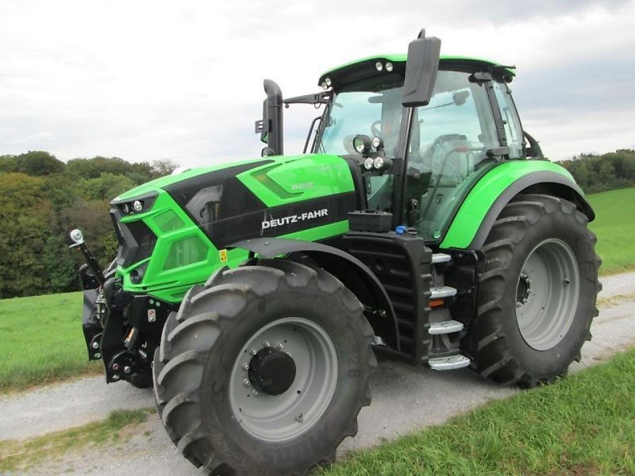 Traktor типа Deutz-Fahr 6160 powershift, Gebrauchtmaschine в VELBERT (Фотография 7)