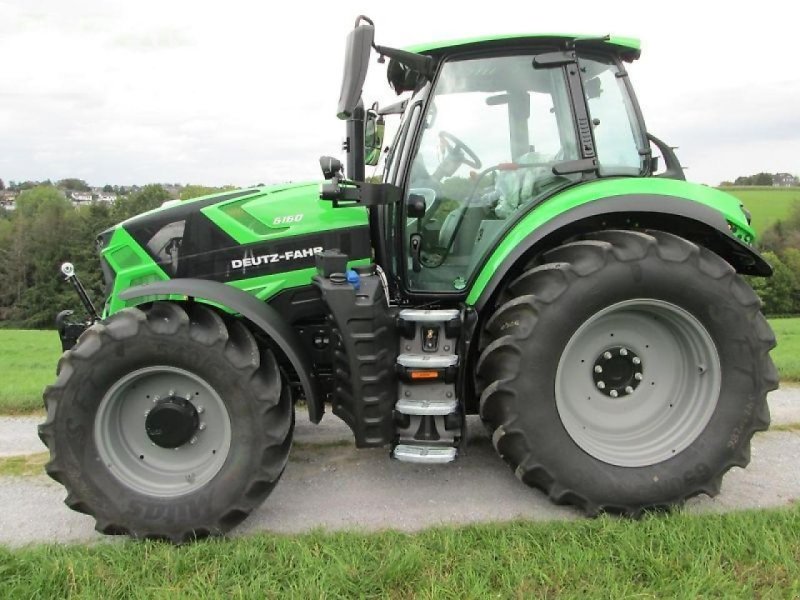 Traktor от тип Deutz-Fahr 6160 powershift, Gebrauchtmaschine в VELBERT