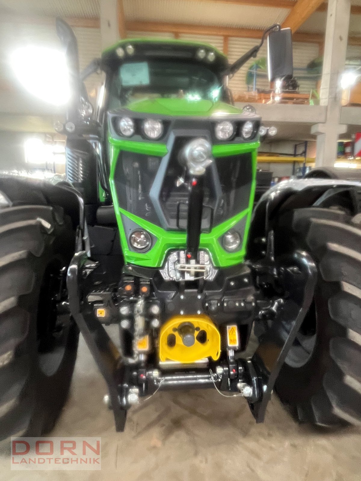 Traktor des Typs Deutz-Fahr 6160 RC, Neumaschine in Bruckberg (Bild 2)