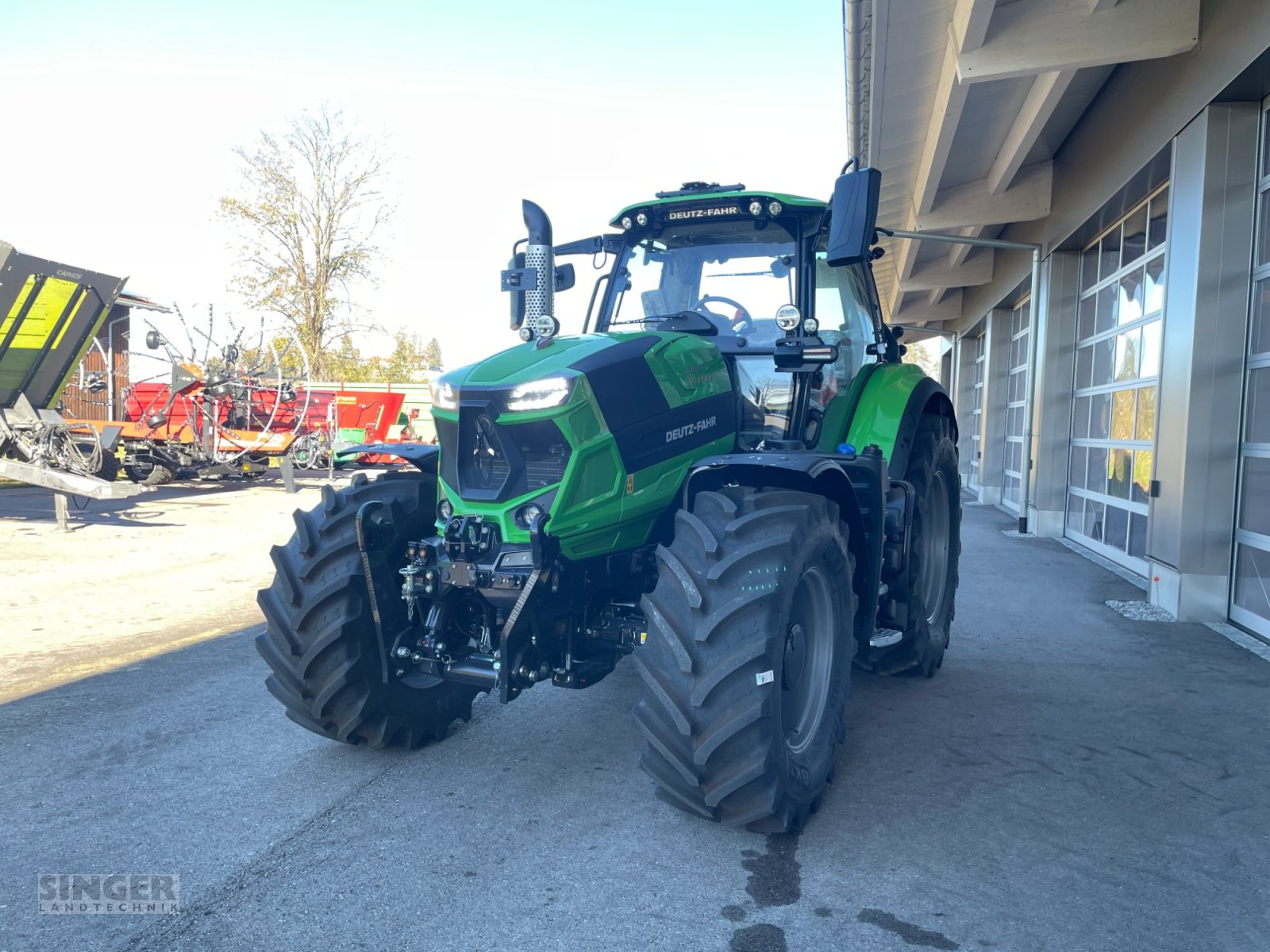 Traktor типа Deutz-Fahr 6160 TTV Agrotron Warrior, Neumaschine в Ebenhofen (Фотография 9)