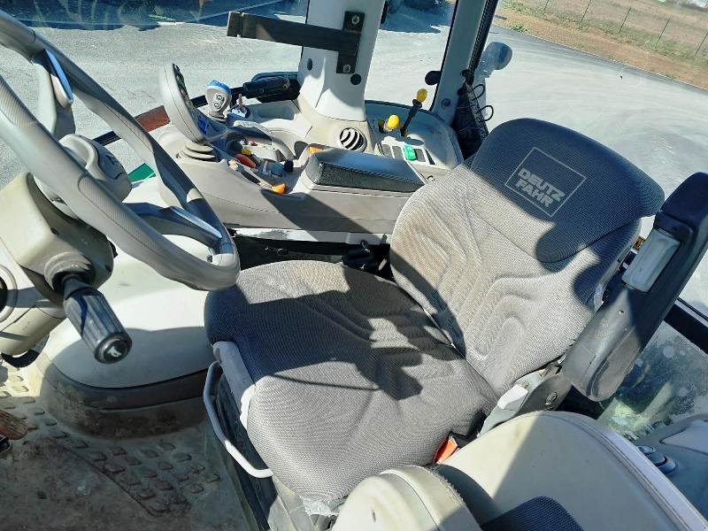 Traktor typu Deutz-Fahr 6160 TTV, Gebrauchtmaschine v SAINT-GERMAIN DU PUY (Obrázek 8)