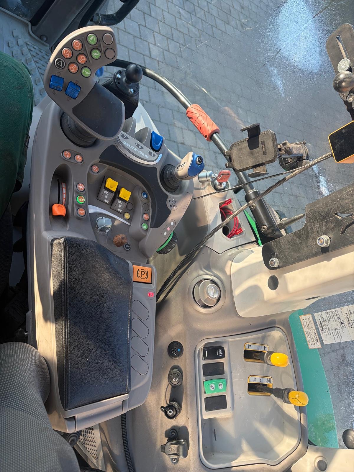 Traktor типа Deutz-Fahr 6160 TTV, Gebrauchtmaschine в Tacherting (Фотография 2)