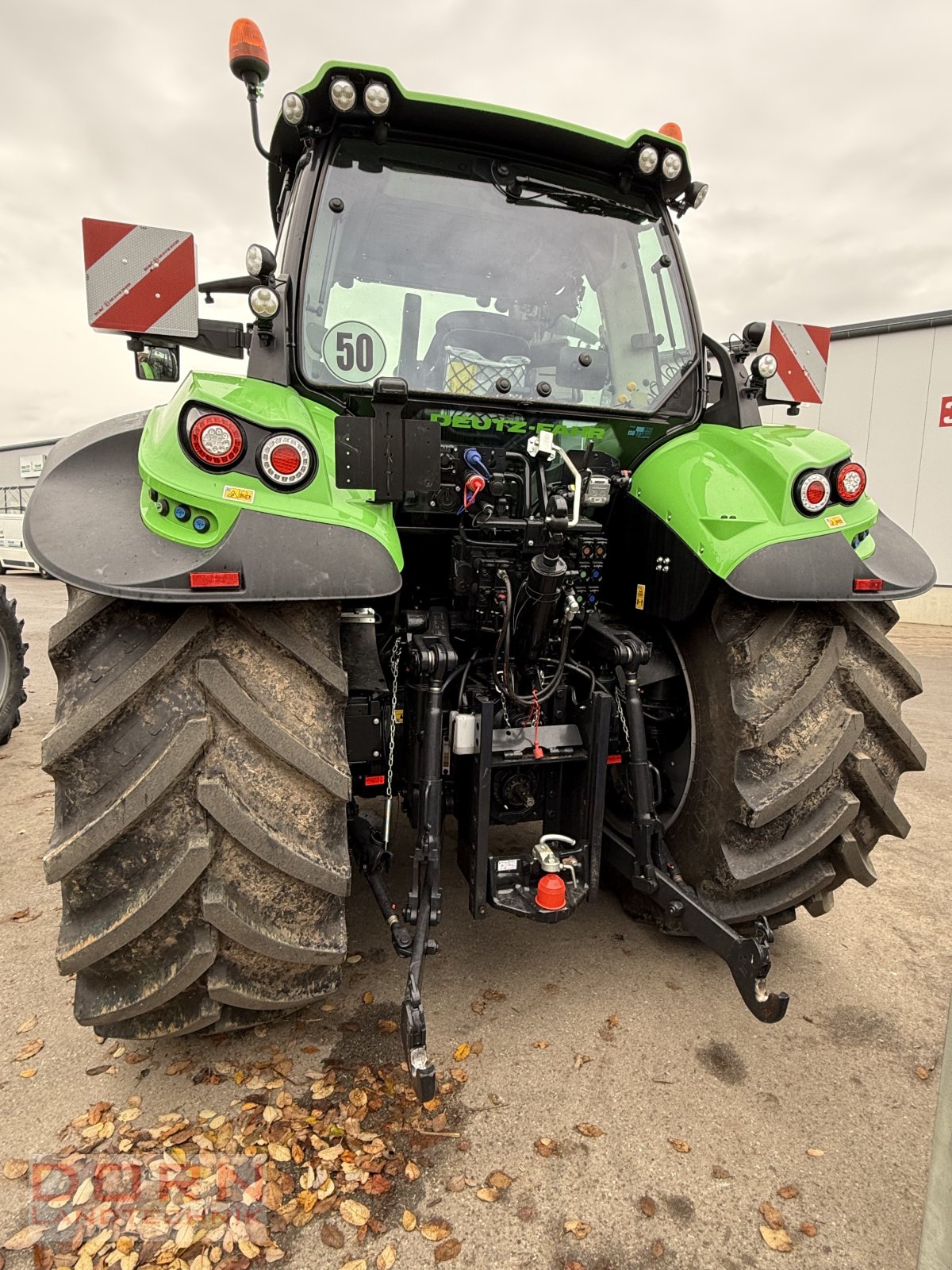 Traktor of the type Deutz-Fahr 6160.4 TTV, Neumaschine in Bruckberg (Picture 4)