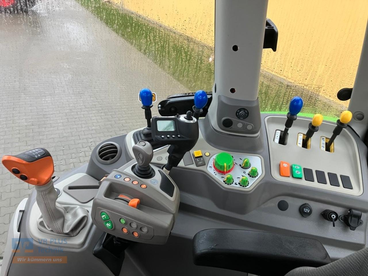 Traktor типа Deutz-Fahr 6165 AGROTRON, Gebrauchtmaschine в Osterburg (Фотография 8)