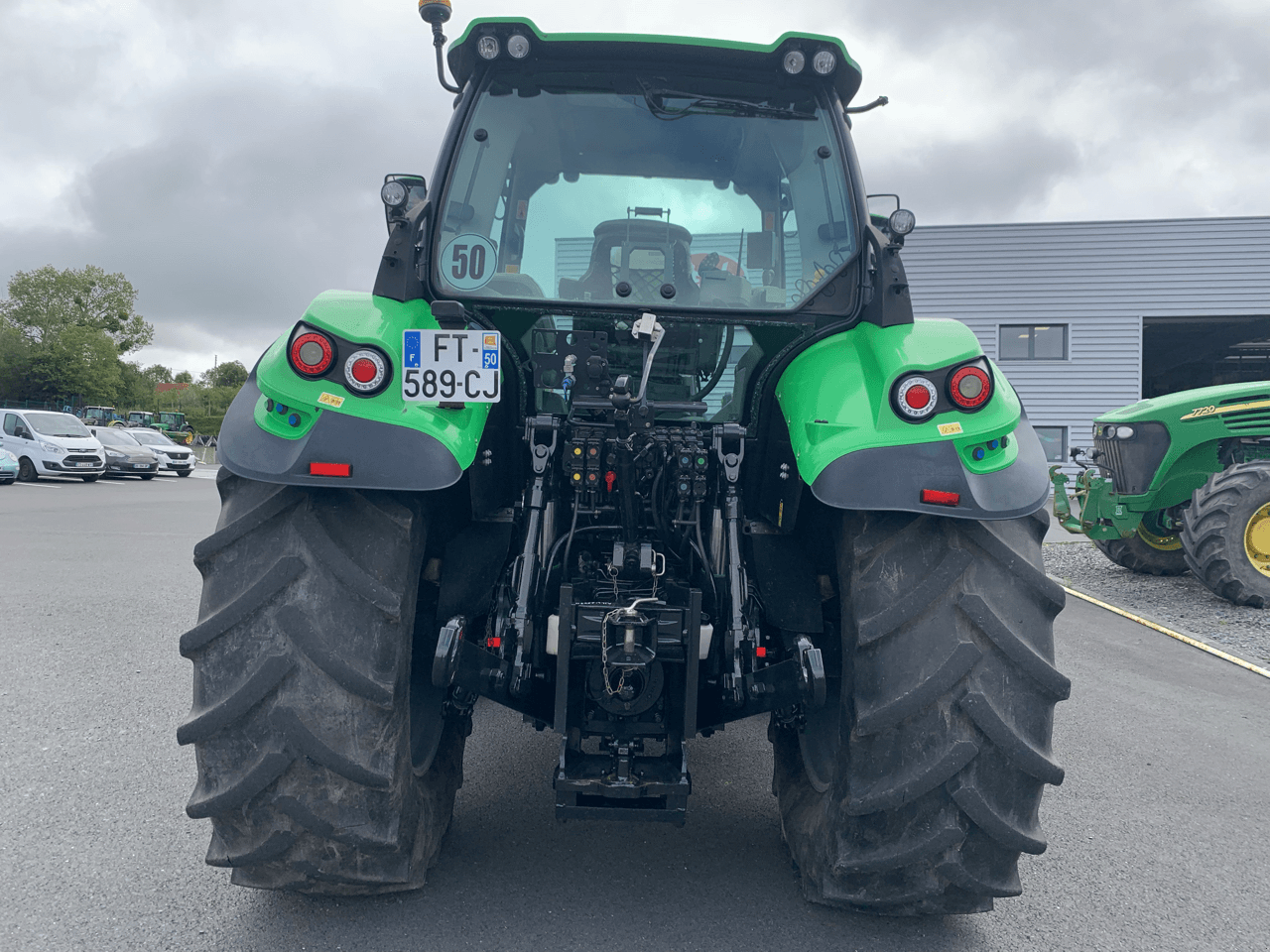 Traktor tip Deutz-Fahr 6165 AGROTRON, Gebrauchtmaschine in CINTHEAUX (Poză 5)