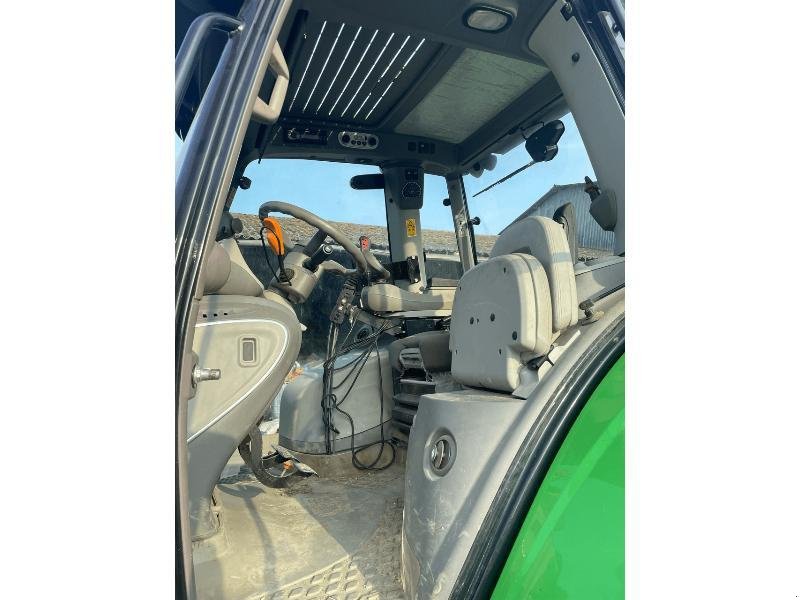 Traktor des Typs Deutz-Fahr 6165 AGROTRON, Gebrauchtmaschine in SAINT GENEST D'AMBIERE (Bild 4)