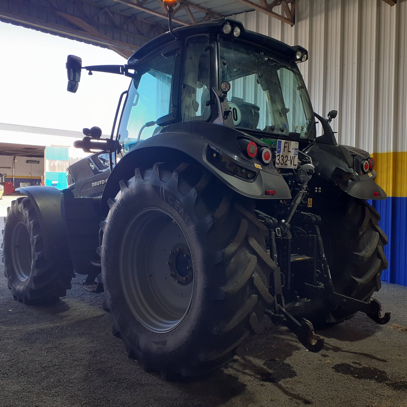Traktor van het type Deutz-Fahr 6165, Gebrauchtmaschine in HERLIN LE SEC (Foto 4)