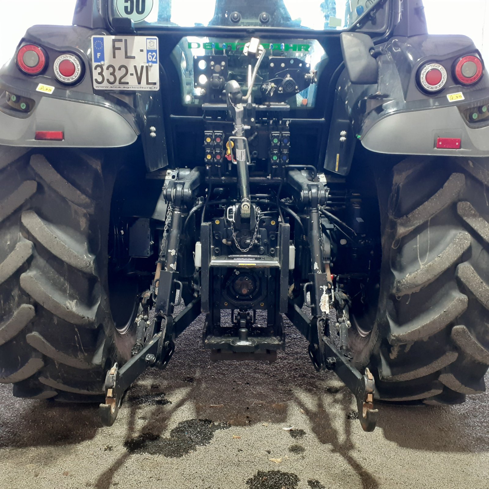 Traktor van het type Deutz-Fahr 6165, Gebrauchtmaschine in HERLIN LE SEC (Foto 6)