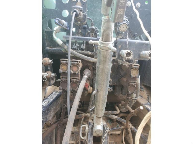 Traktor typu Deutz-Fahr 6165RCSHIFT, Gebrauchtmaschine w BRAY en Val (Zdjęcie 8)