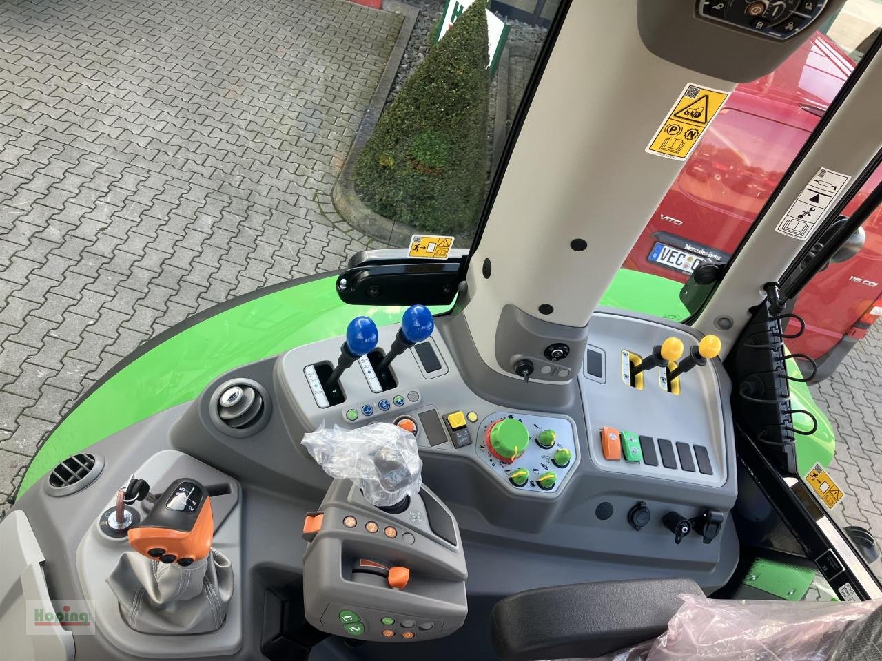 Traktor des Typs Deutz-Fahr 6170 Schalter, Neumaschine in Bakum (Bild 14)