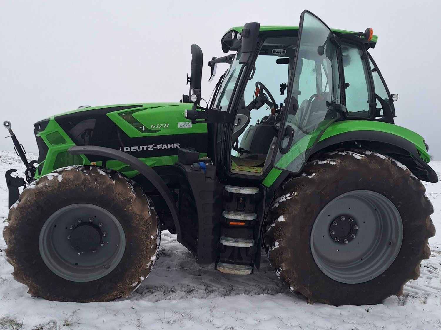 Traktor des Typs Deutz-Fahr 6170, Gebrauchtmaschine in Großheirath (Bild 1)